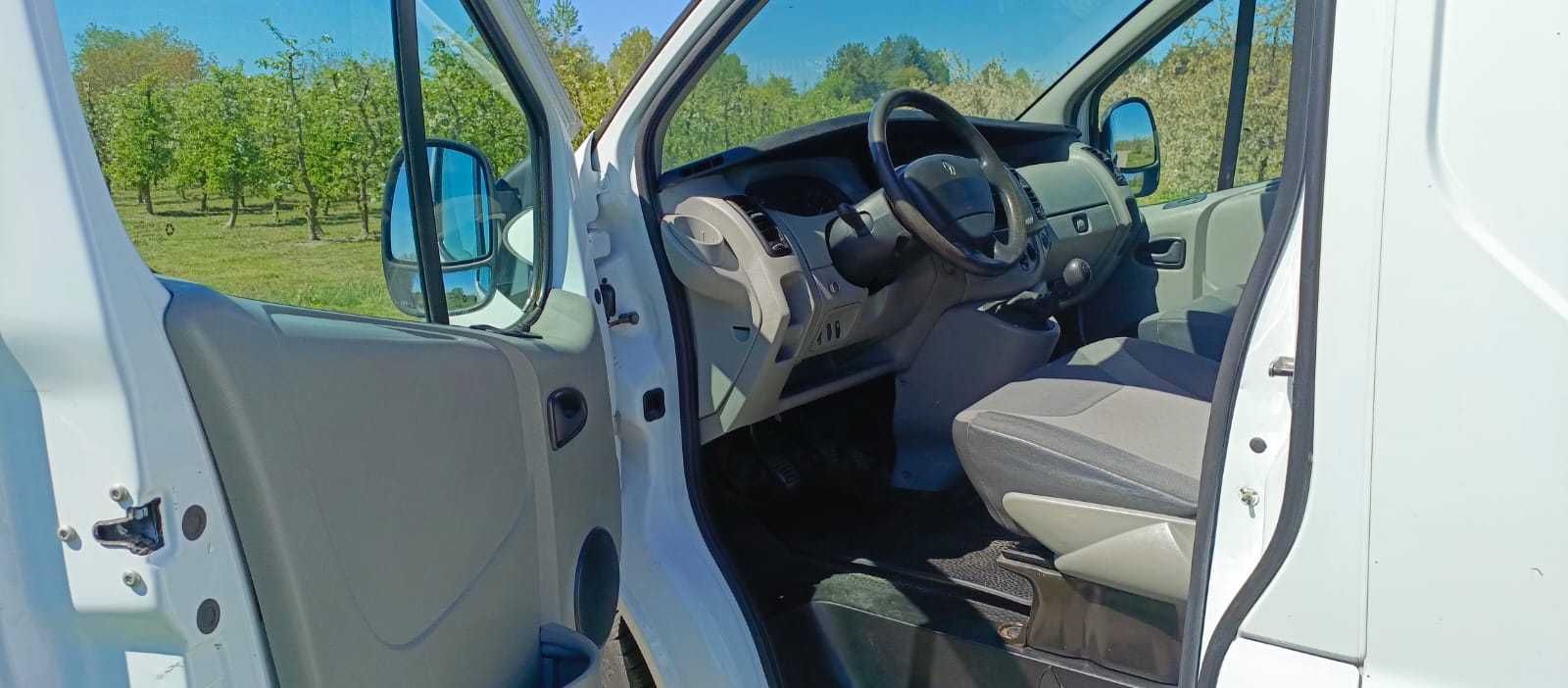 Renault Trafic 2010r 2.0DCi 90KM