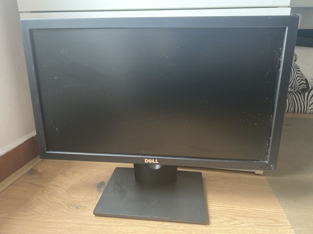 Monitor Dell E2016HV