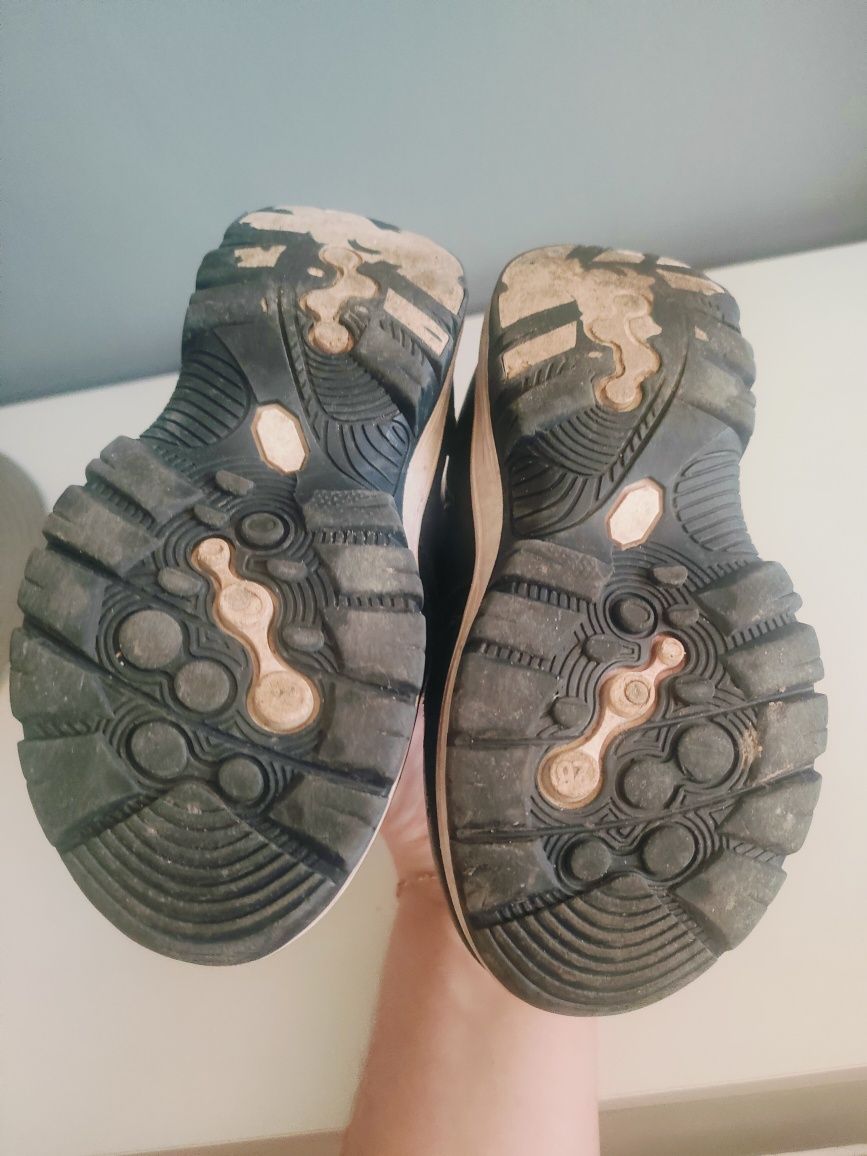 Buty zimowe dziecięce 26