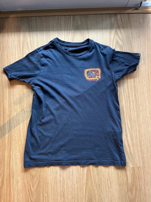 2 t shirt s 10-12 anos