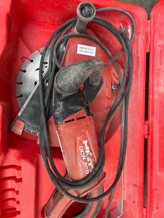 Przecinarka do betonu Hilti DCH 300