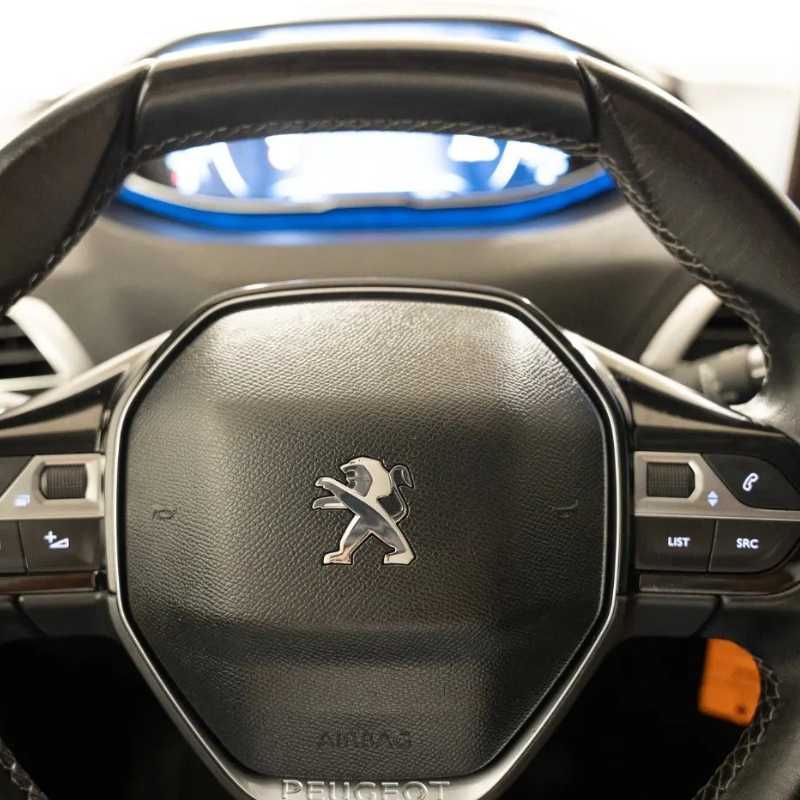 Peugeout 5008 1.2 PureTech 2019
