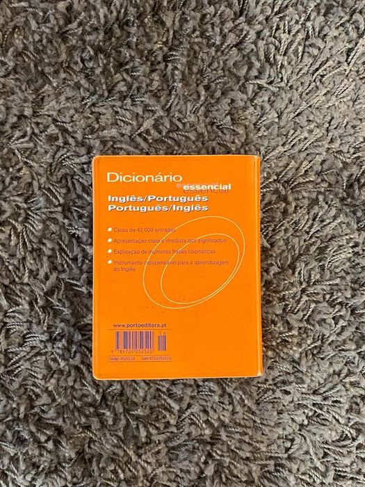 Dicionário Essencial - Inglês/Português, Português/Inglês
