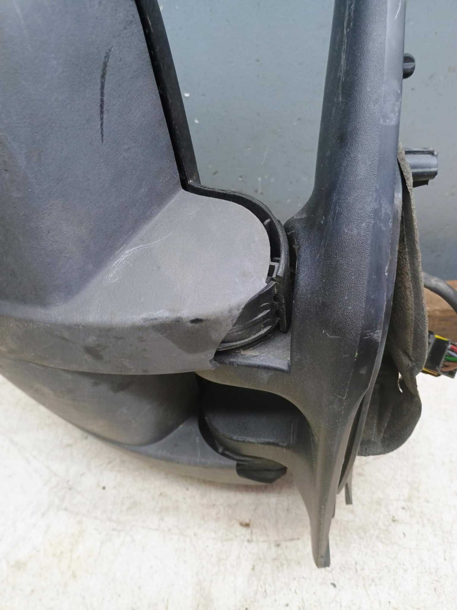 Lusterko Prawe Prawe Przednie Master II LIFT Elektryczne 4 Pin 03-10
