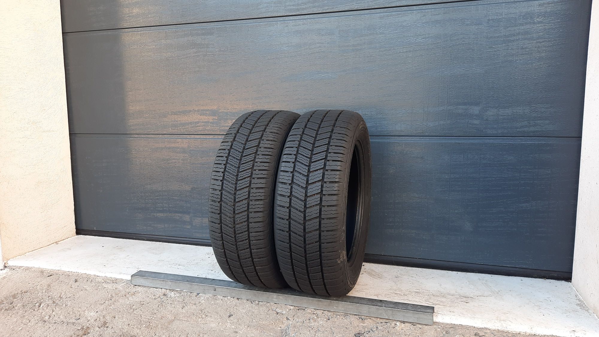 Continental 225/55 R17 C VanContact A/S Ultra 2024