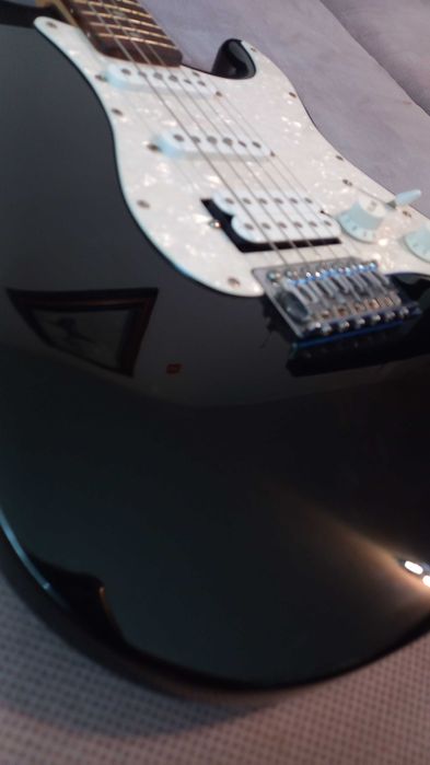 Gitara elektryczna ROCKET DeLuxe by MARSHALL