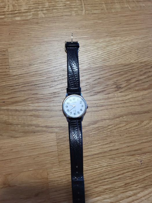 Zegarek damski  firmy Casio