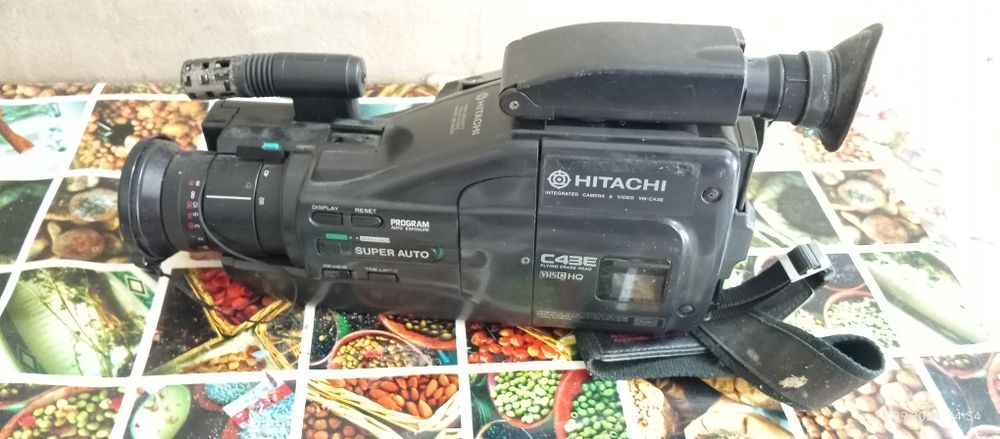 Відеокамера Hitschi c43e