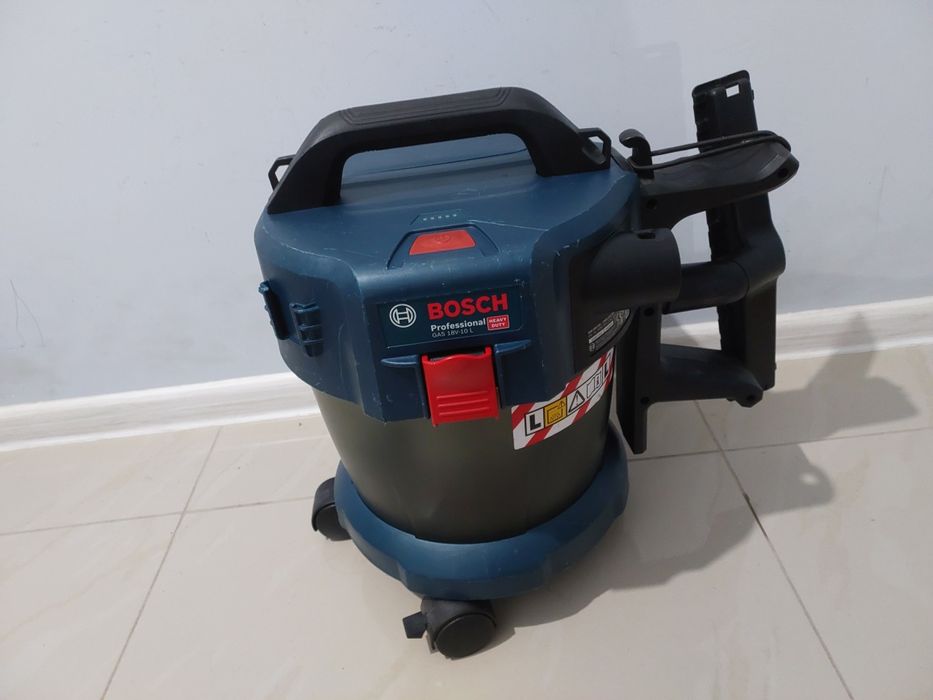 Аккумуляторный пылесос Bosch Professional GAS 18V 10 L, без акб и з/у