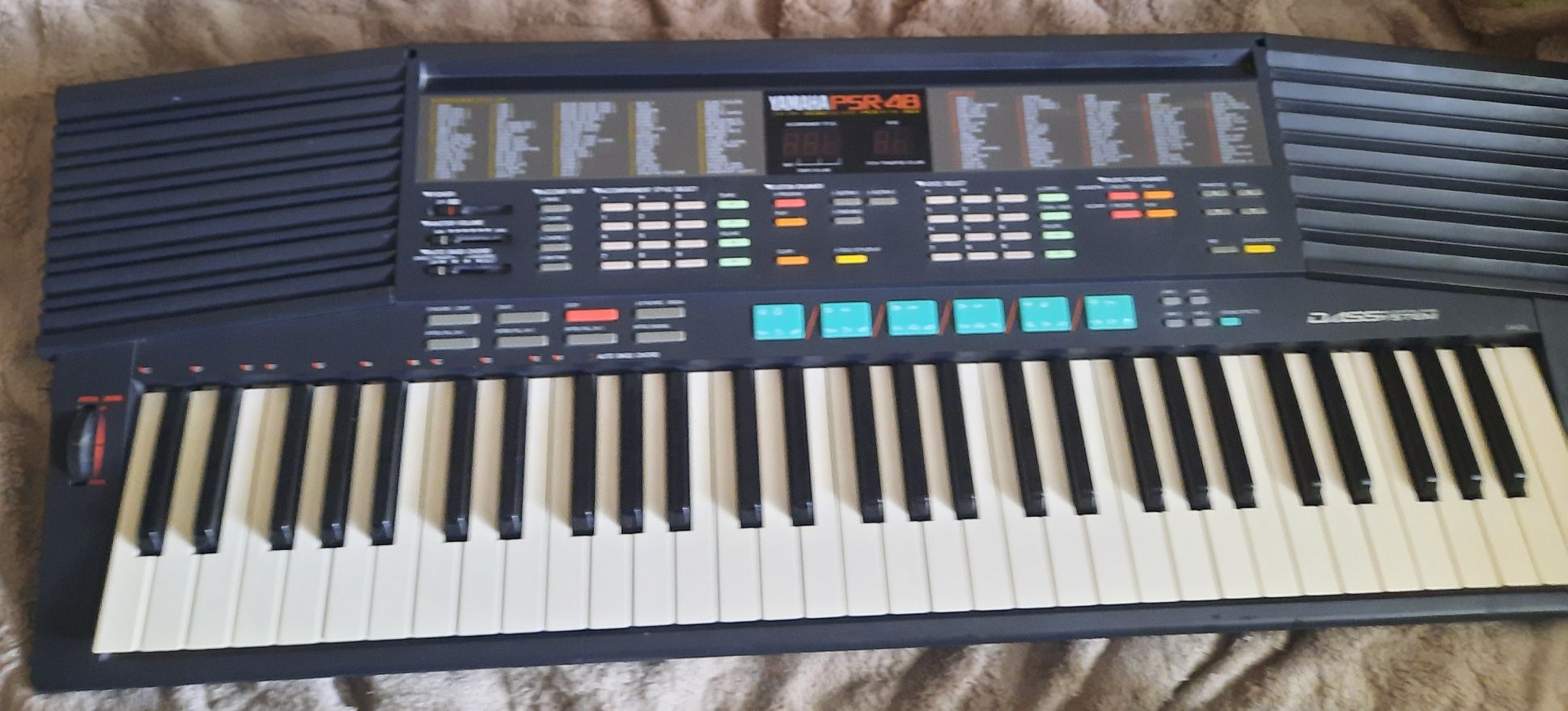 Yamaha PSR-48 Синтезатор