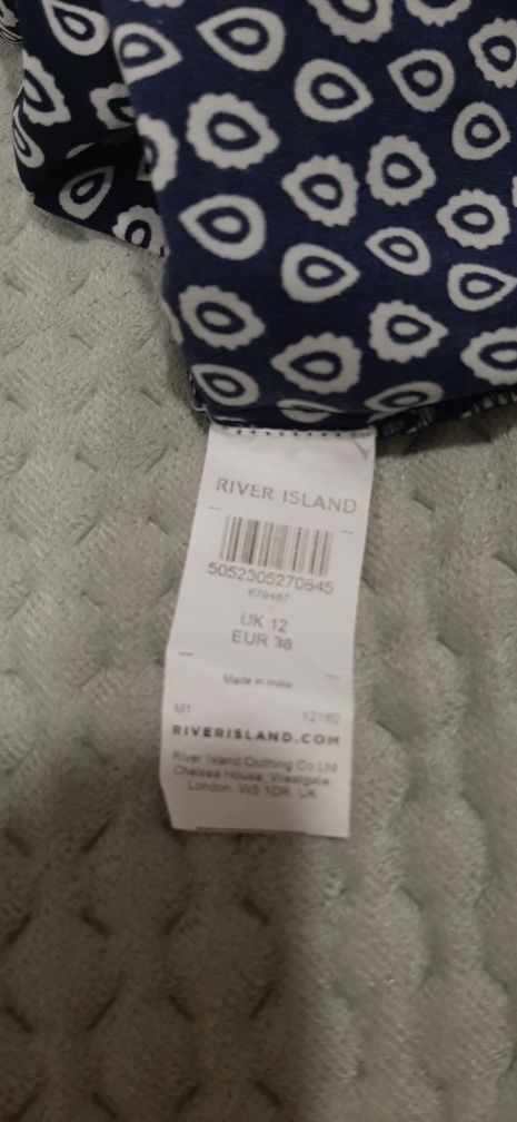 Bluzka River Island