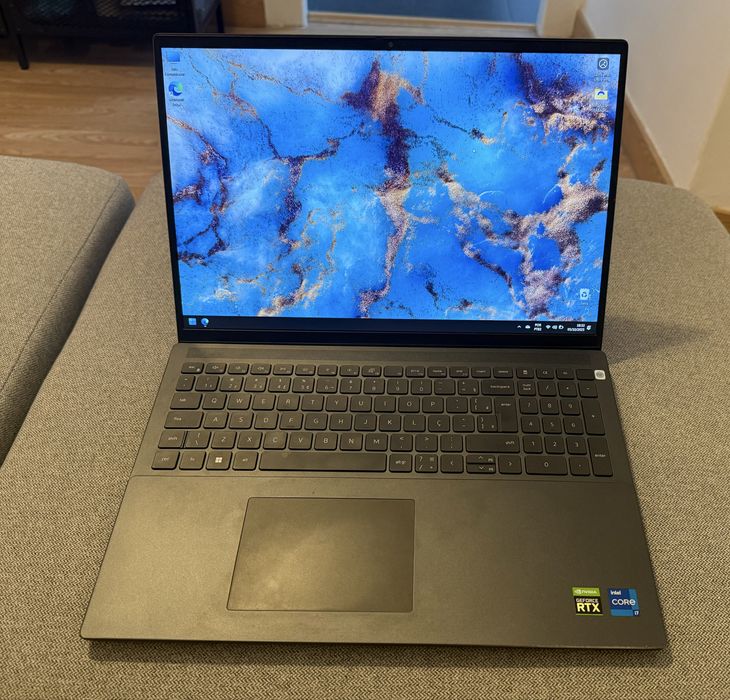 Dell Vostro 7620
