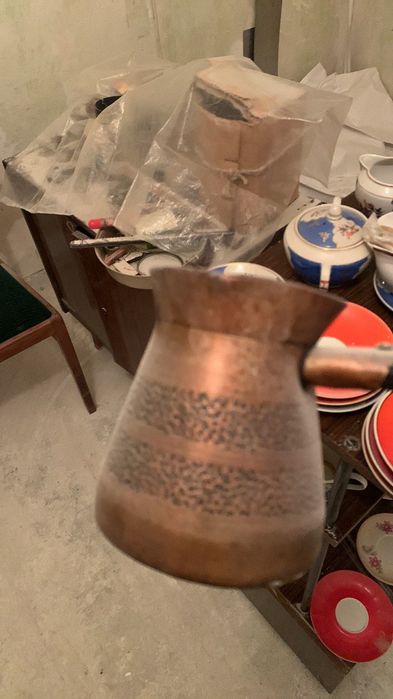 Тумба Стулья Вешалка Посуда  Вытяжка Табуретки