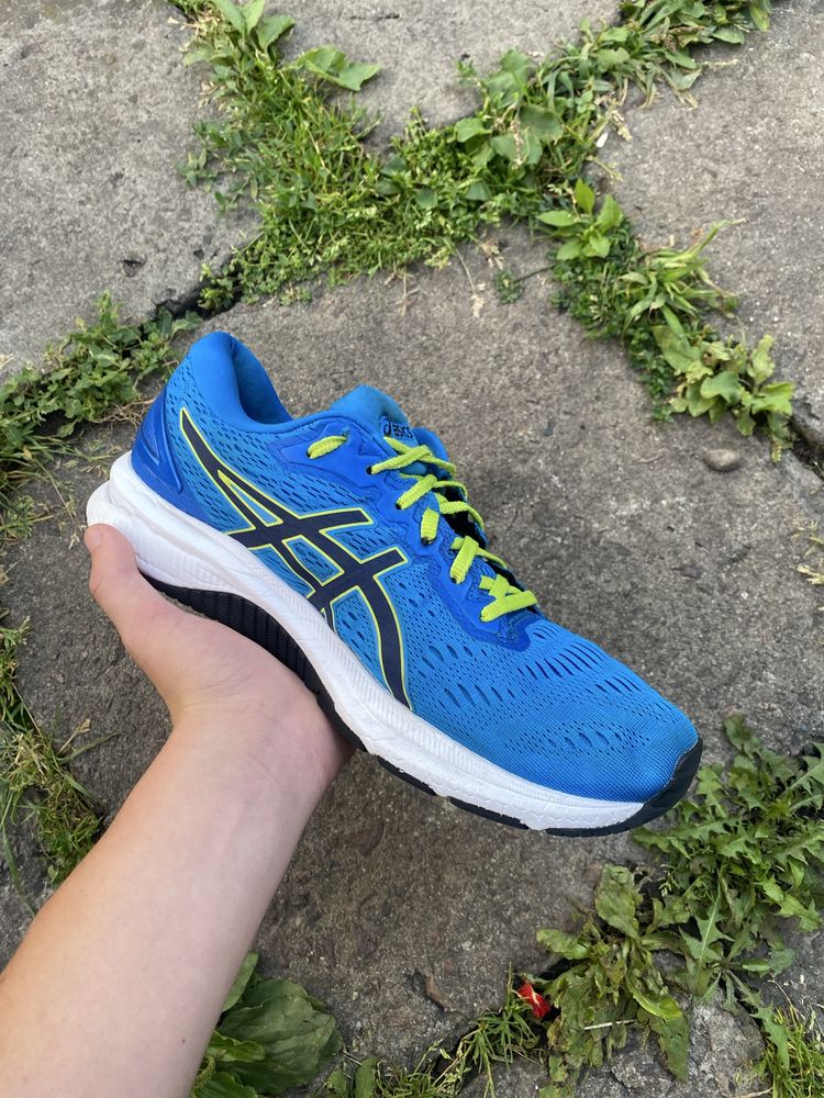 Оригінальні бігові кросівки Asics gt xpress 2