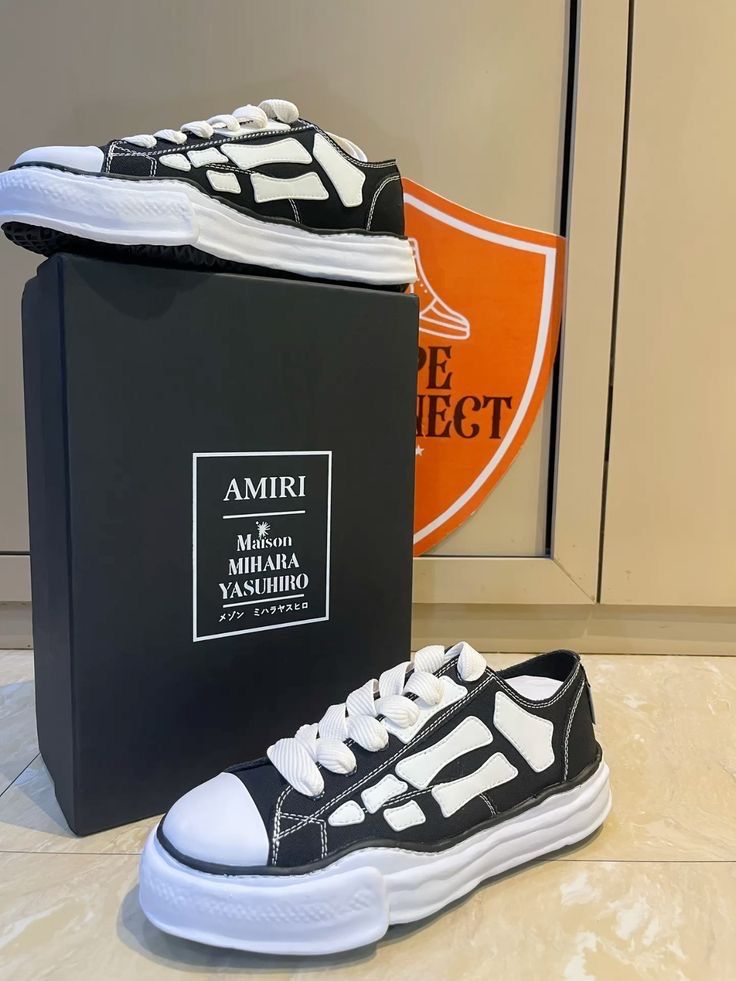 MMY Maidon Mihara Yasuhiro x Amiri black