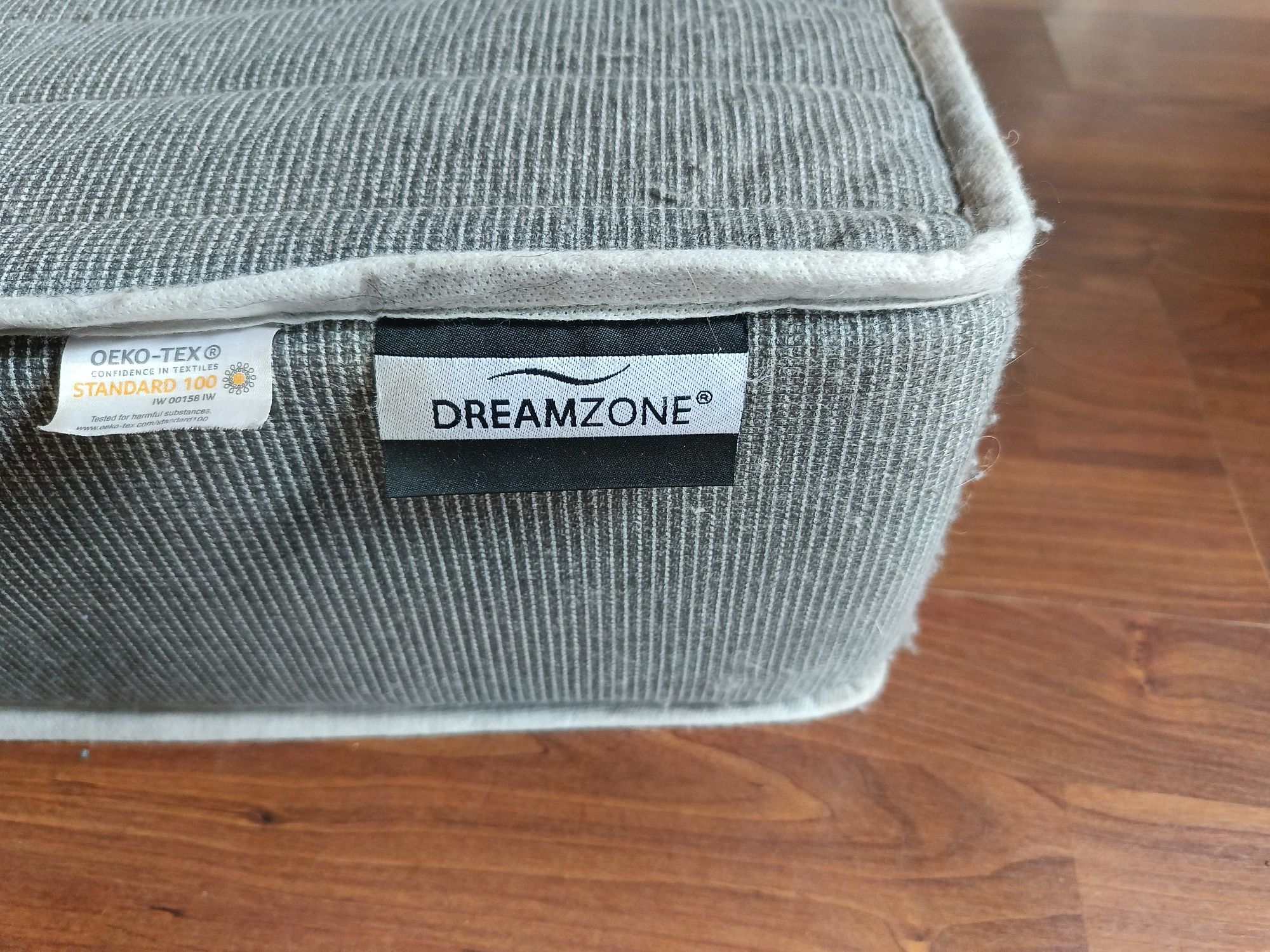 Oddam za darmo materace