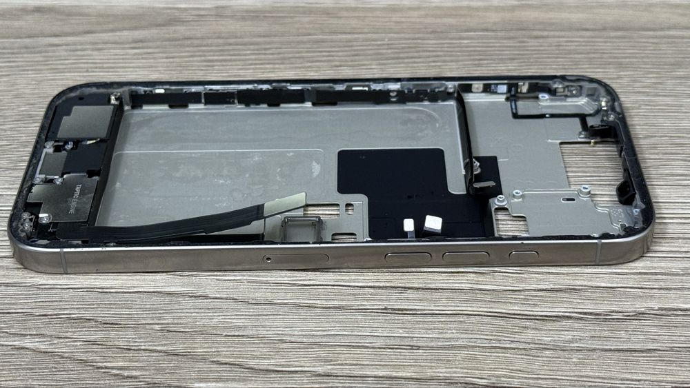 Oryginalny korpus obudowa klapka Apple iPhone 16 Pro Max wymiana