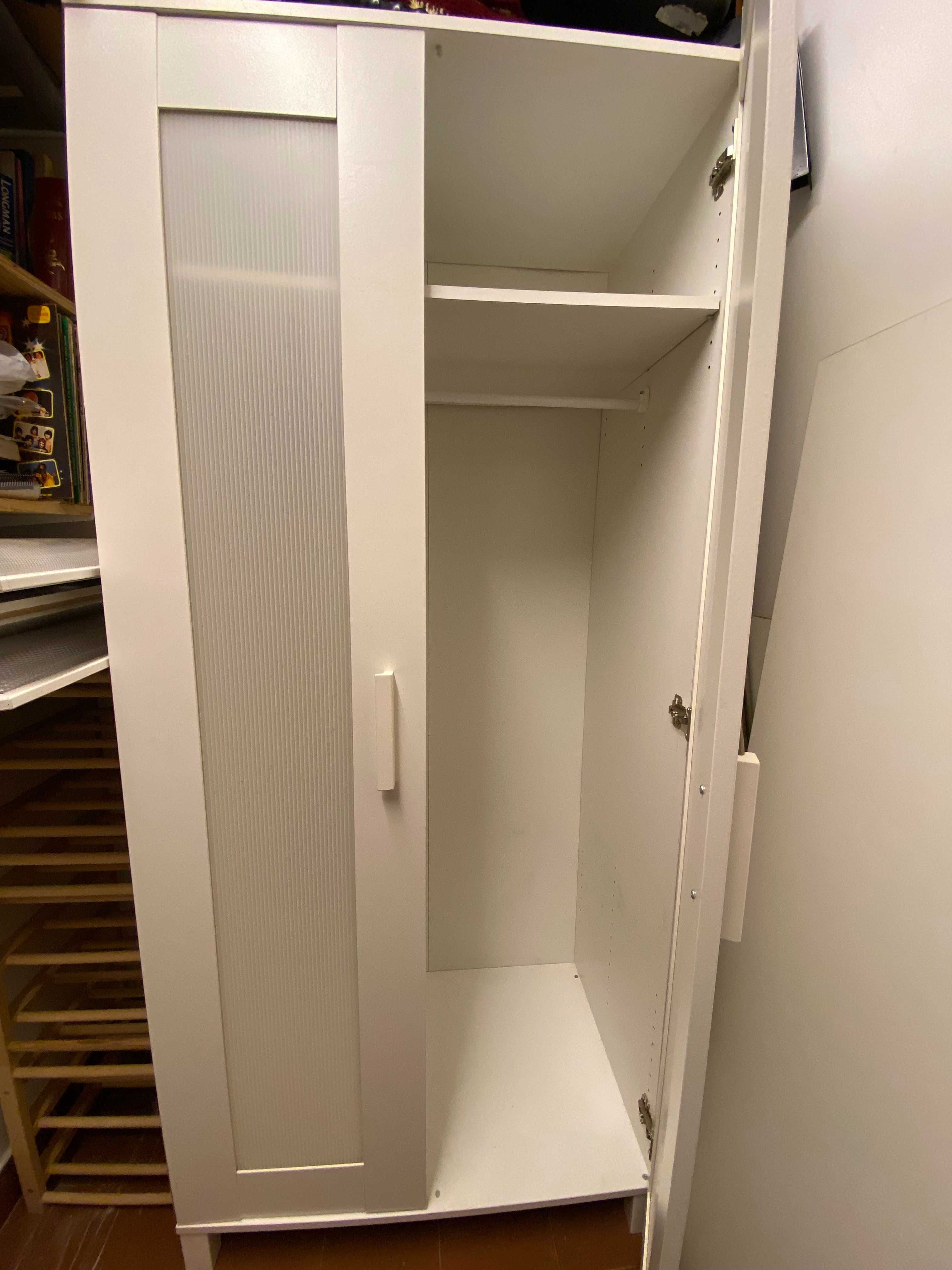 Roupeiro duas portas Ikea