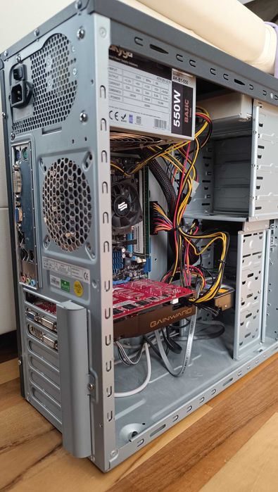 Komputer Athlon II X4 640/NVIDIA GeForce GT 630/ 8Gb ram/dysk ssd 1TB