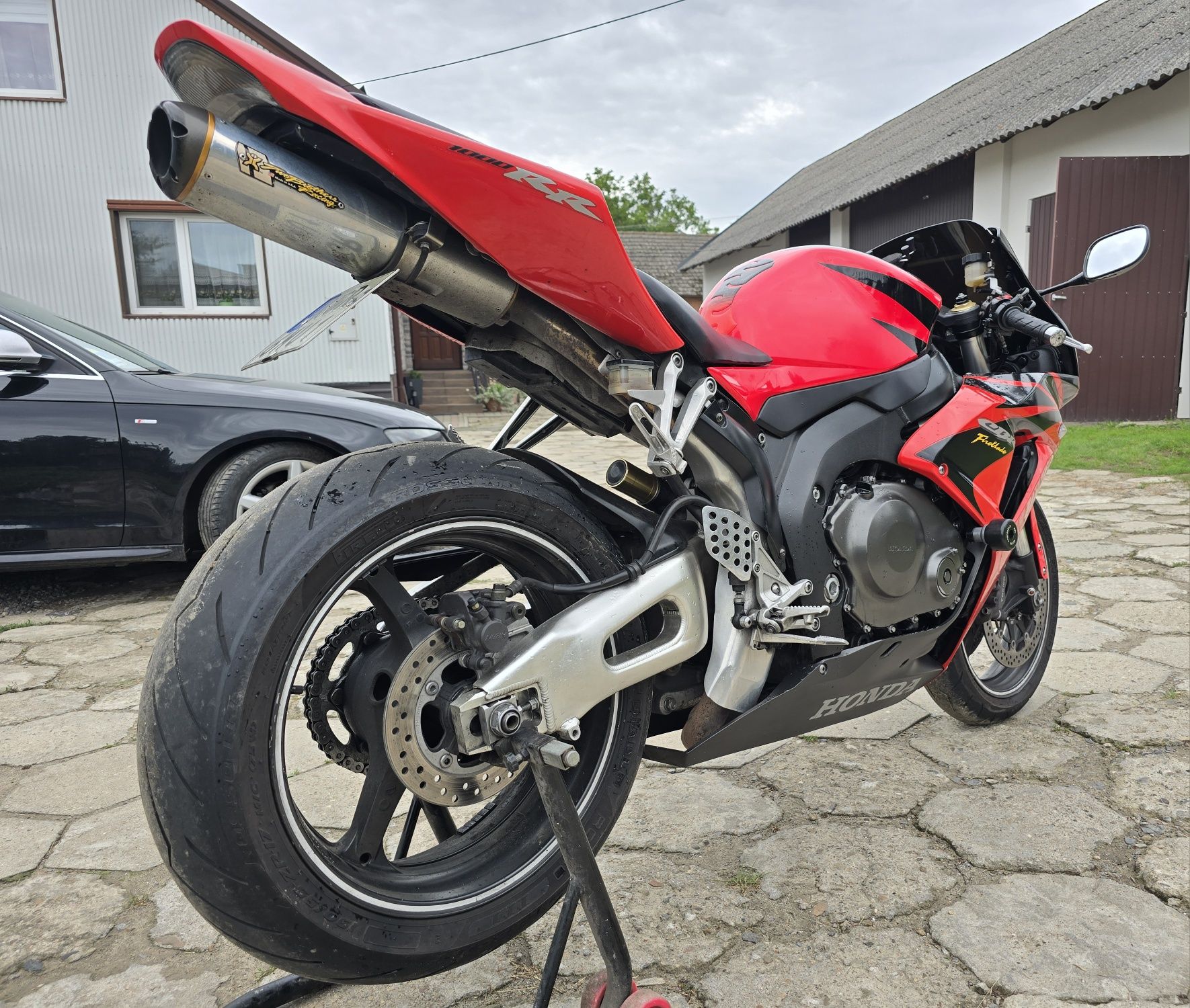 Honda CBR 1000RR SC57B lift (nie r1,gsxr,600rr)