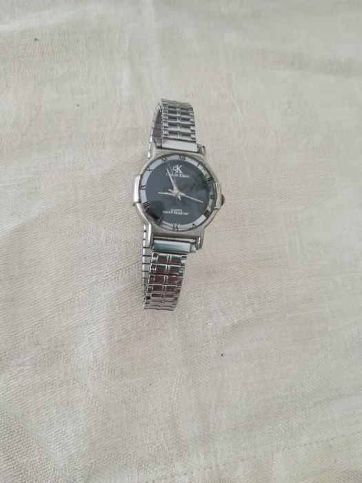 Relógio Calvin Klein e isqueiro