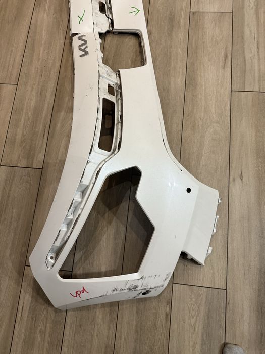 Бампер передній  задній Kia Niro EV2 під відновлення