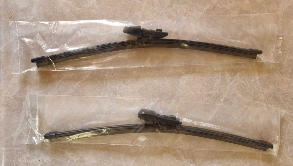 Двірник/щітка склоочисника безкаркасна задня Golf 7