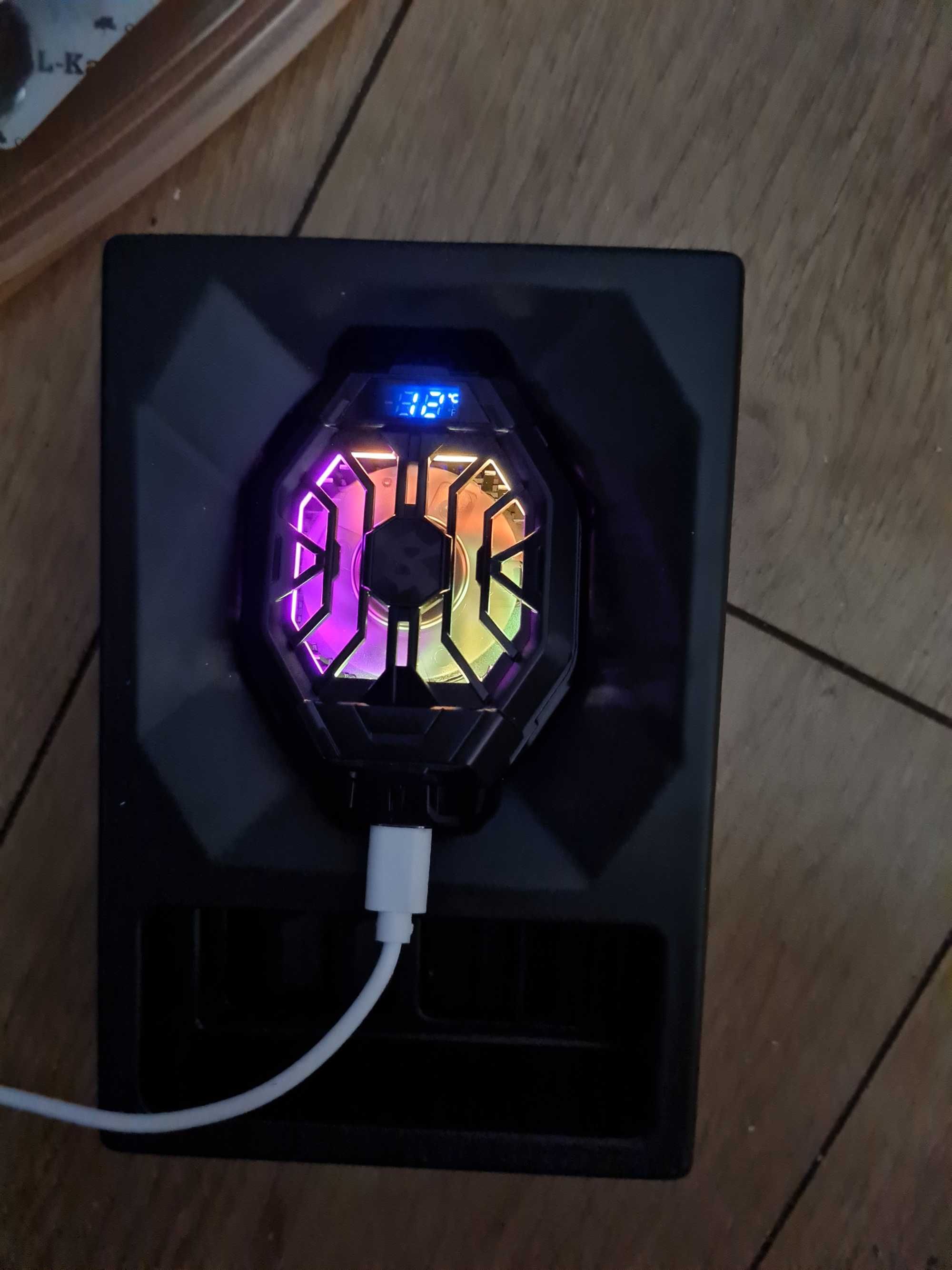 Wentylator chłodzący do telefonu do gier, USB-C, wskaźnik temperatury