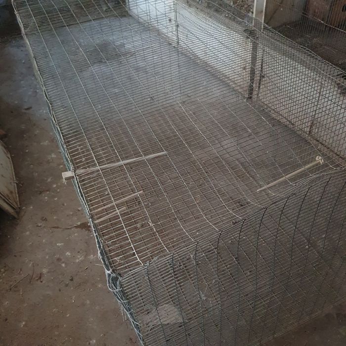 2 voadeiras medidas 1,50x0,77x0,77Mt em bom estado.