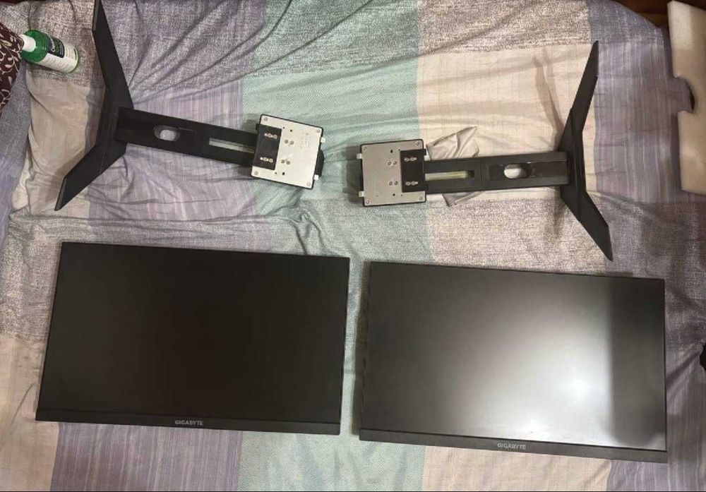Продам 2 монитора gigabyte g24F первый версий
