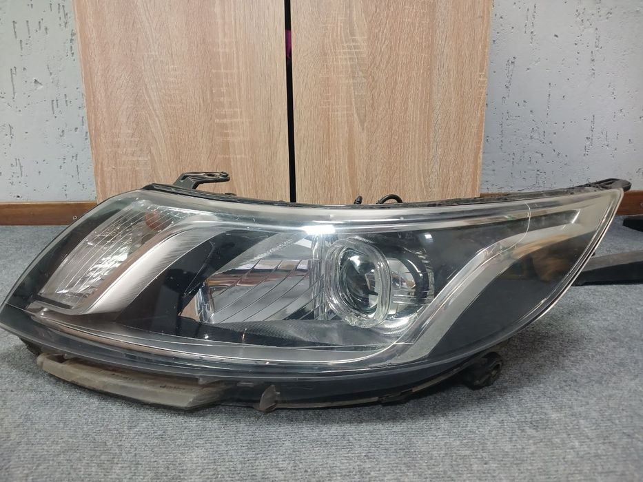 Фара кіа Ріо 2013