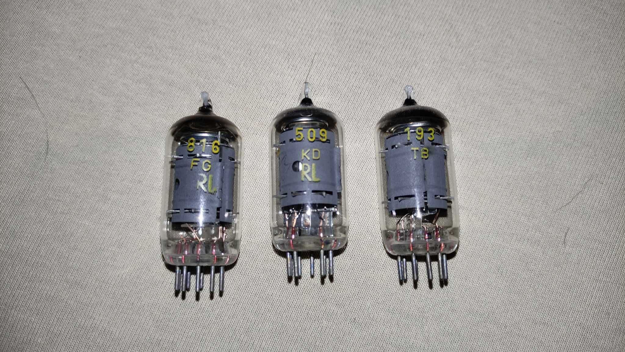 Lampa lampy elektronowa EF 86 TESLA
