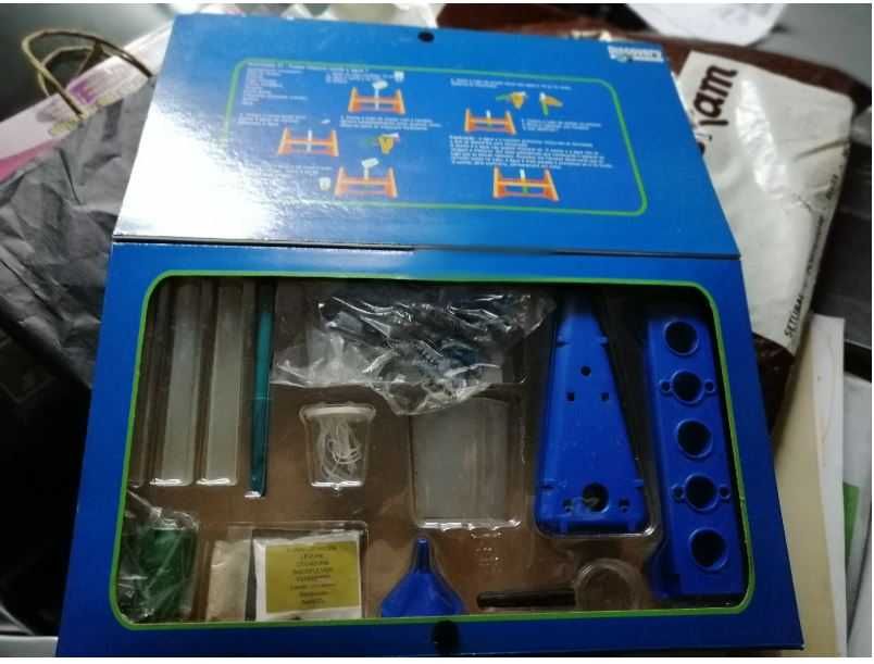 Kit Didáctico - Explorando a Química