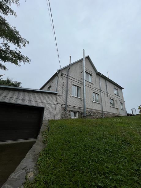 Sale of the house  in the village of Rzhishchev, 80 km from Kyiv.