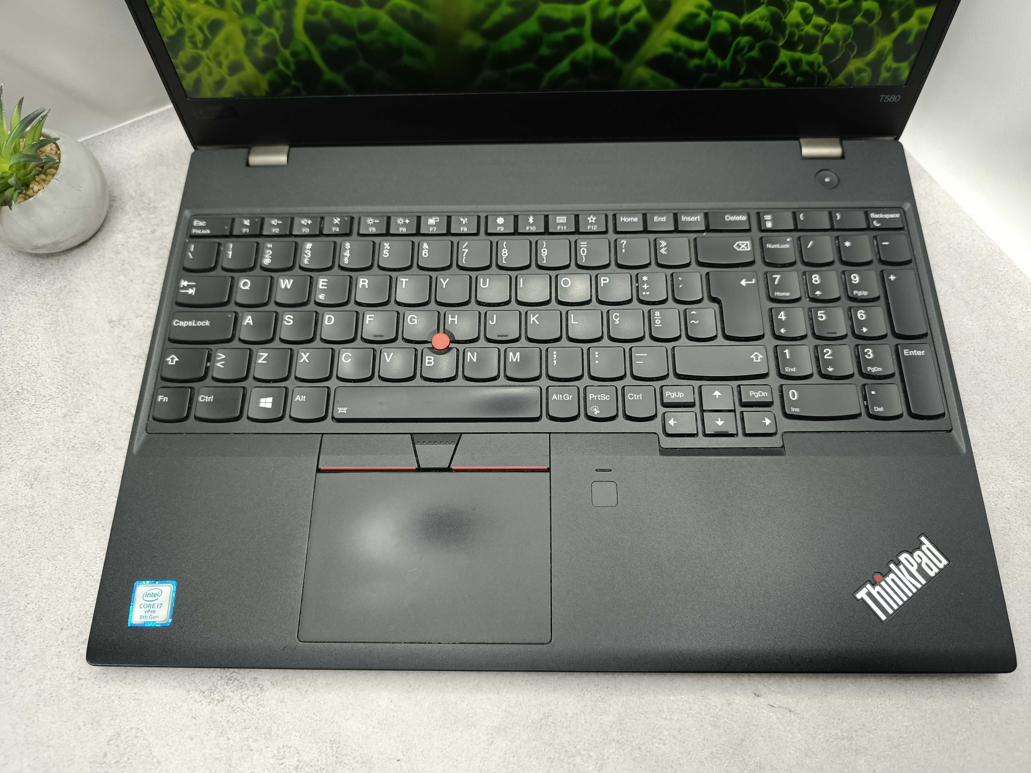 Lenovo ThinkPad T580/i7-8650U/NVIDIA MX 150(2GB)/4К/16GB/SSD 256M2