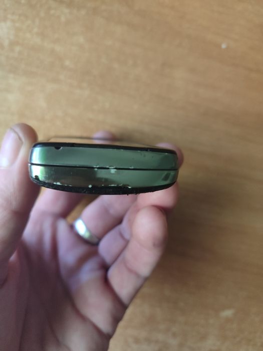 Телефон Sony Ericsson.