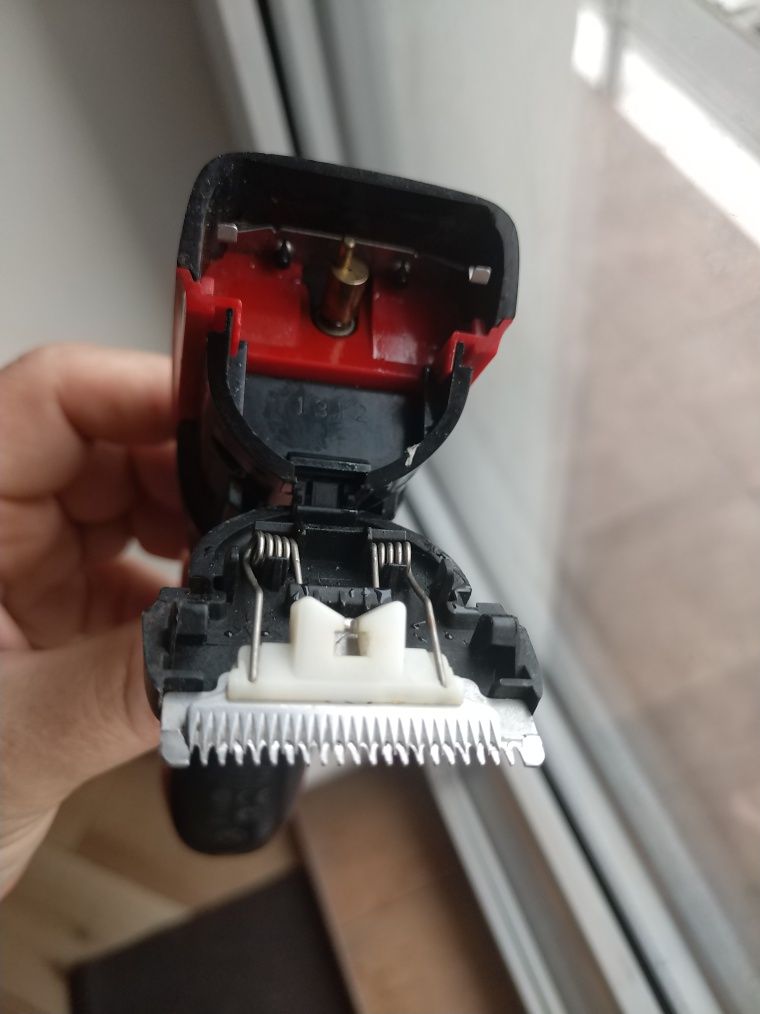 Машинка для стрижки Philips QC 512. Сетевая