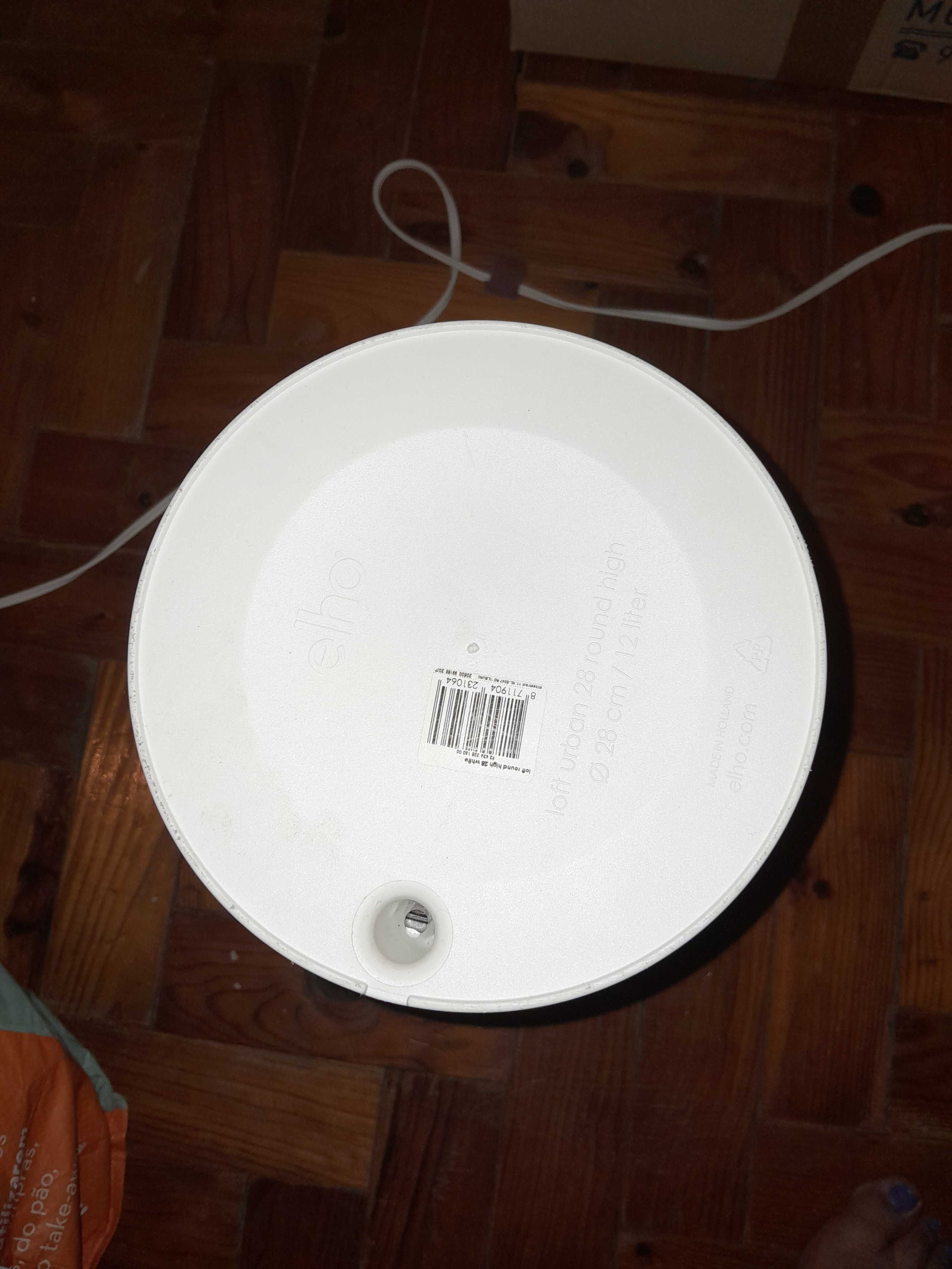 Vaso grande de plástico ikea