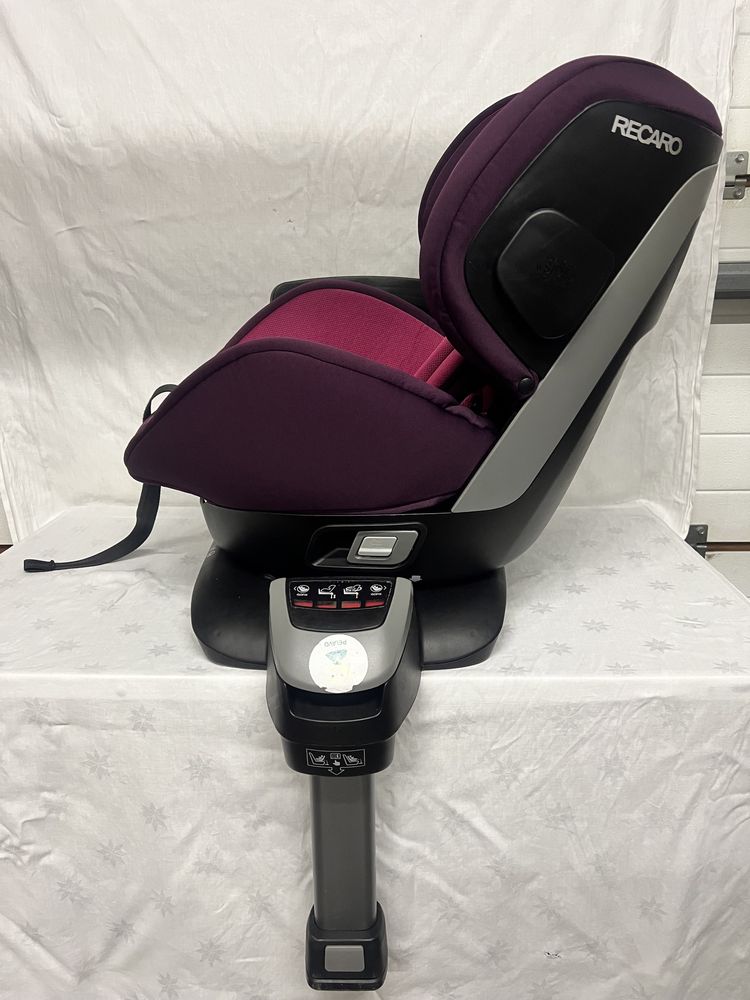 Fotelik samochodowy Recaro Zero 1 0-18 kg