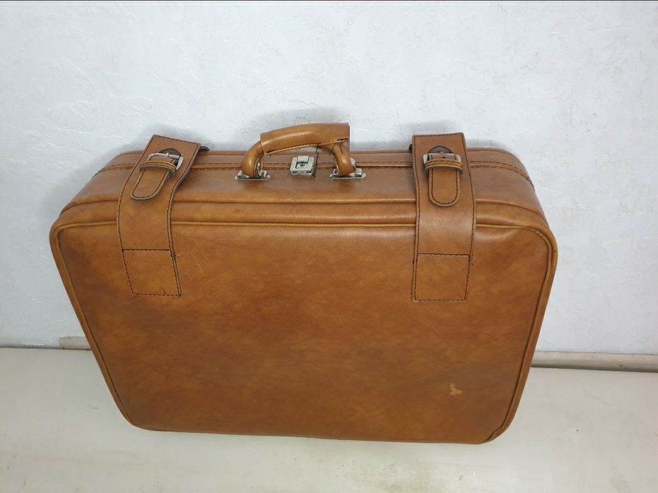 Чемодан СССР 1980г Румыния кожа Валіза для подорожей винтаж