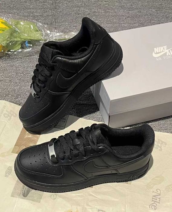 Buty meskie Mokasyny Nike_Air_Force_1_Low_Black_R. 41