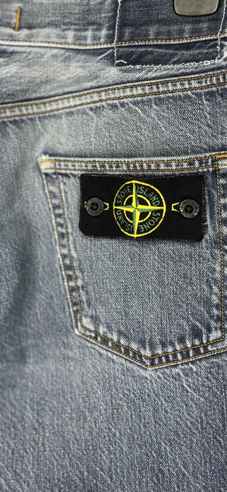 Джинсы котон классика Stone Island оригинал размер W 30  ( S - M )