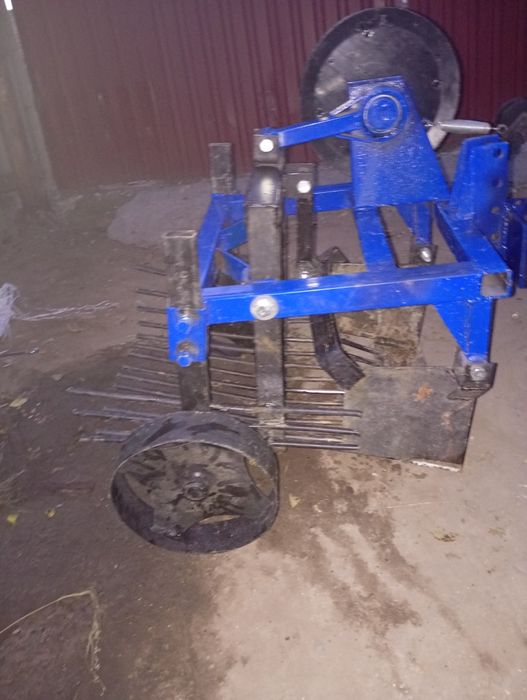 Продам копачку до мототрактора