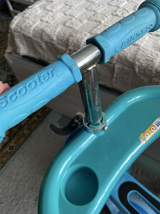 Самокат 5 в 1 з батьківською ручкою в хорошому стані