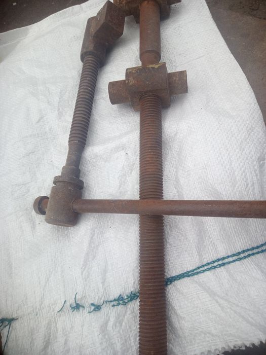 Болти кріплення /////////////////////////////