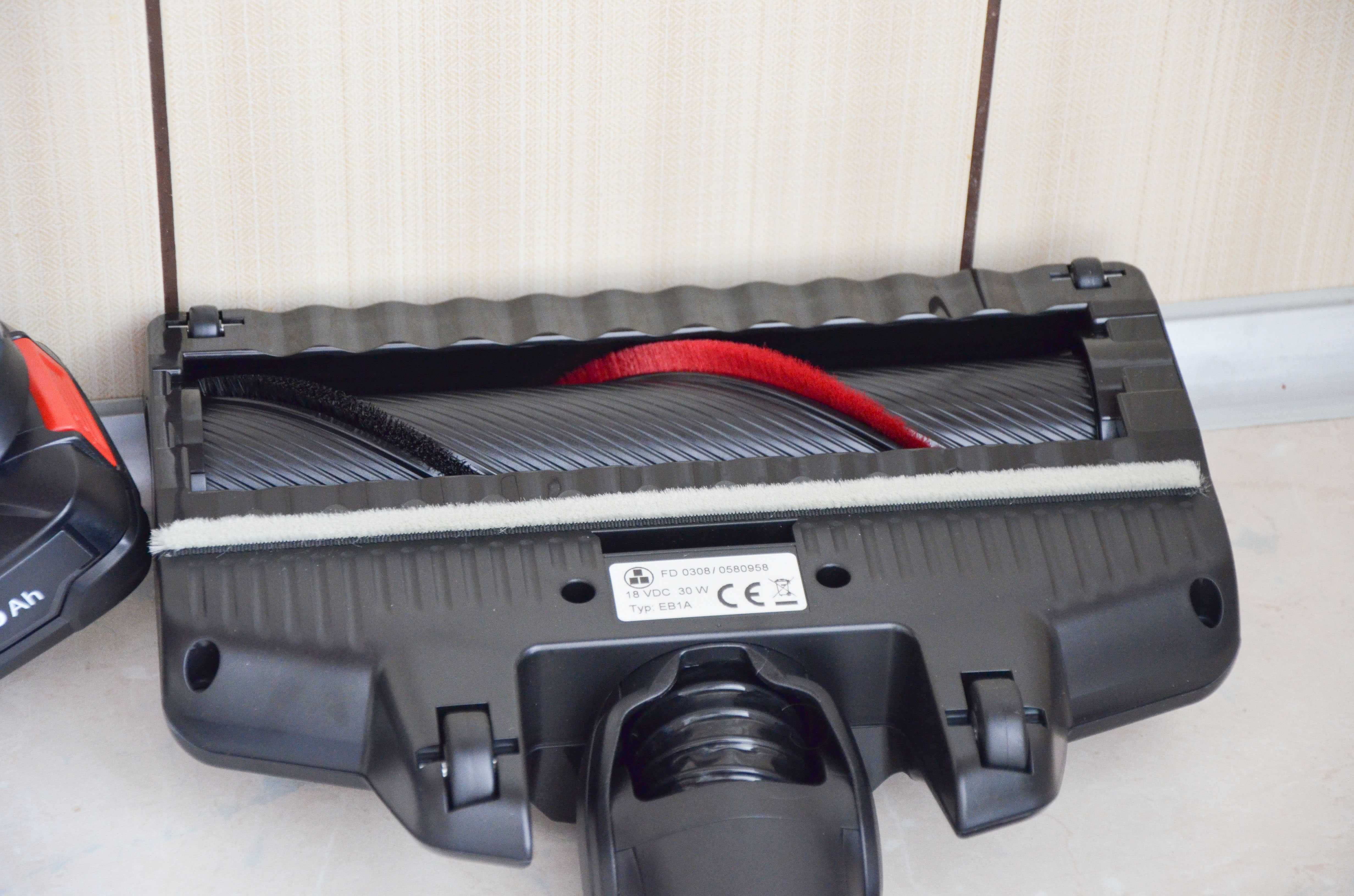 Аккумуляторный пылесос Bosch Unlimited 7 BSS71125AH