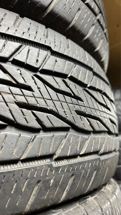 Комплект зимової гуми 255/60/18 Continental