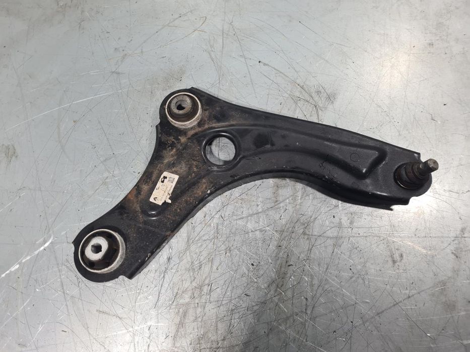 Braço de suspensão frente direito DACIA Sandero III