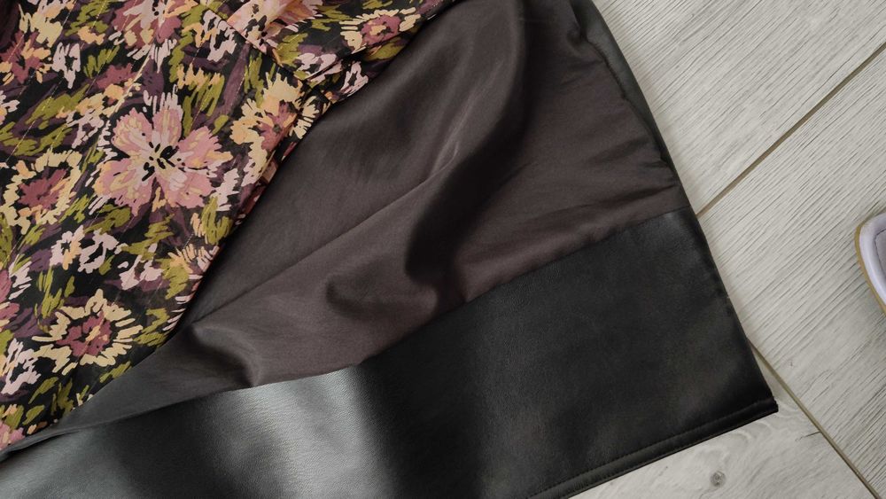 Płaszcz z Imitacji Skóry Reserved Czarny M Nowy