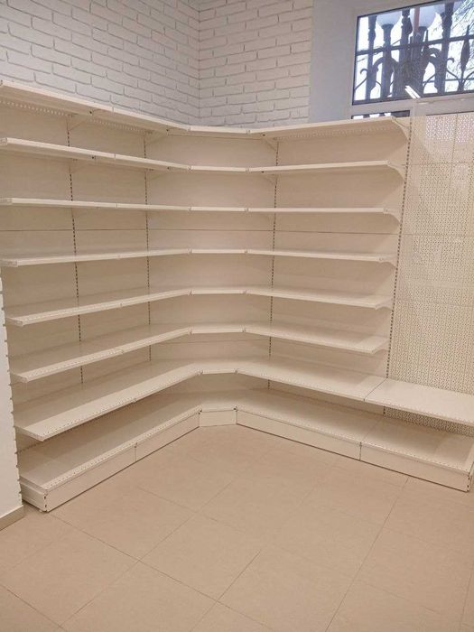 Холодильники, стелажі, кавамодулі, прикаси. Магазин "Під Ключ"